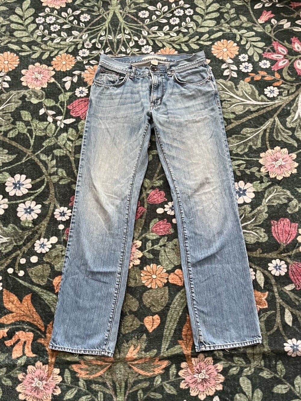 🪷 Y2K DKNY Straight Leg Jeans 🪷